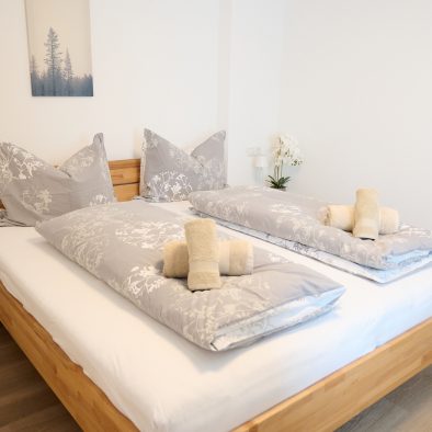 BodenseeApartments_VillaRebgarten02_Schlafzimmer_01