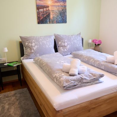 BodenseeApartments_VillaRebgarten04_Schlafzimmer_01